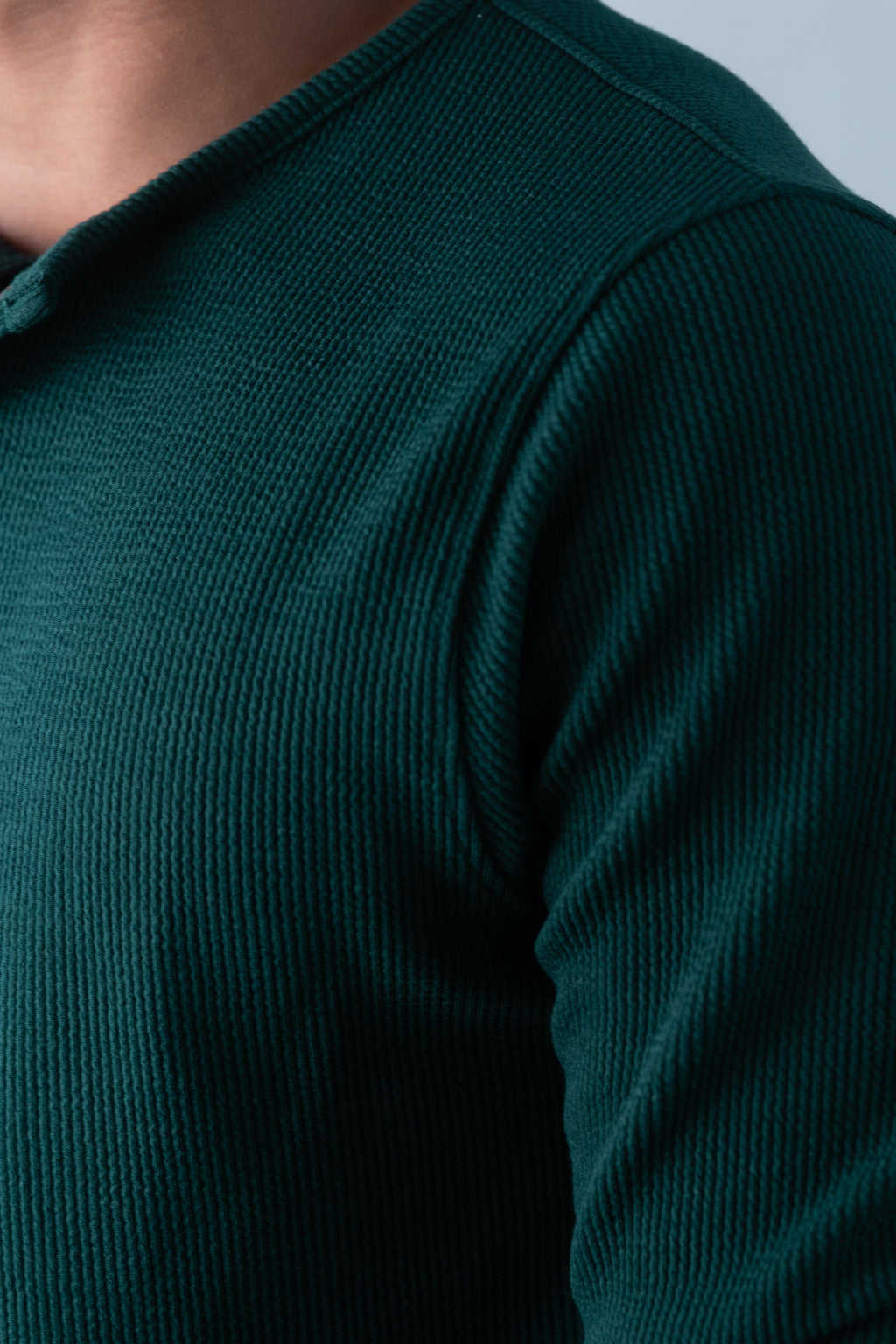 TEXTURED HENLEY T-SHIRT