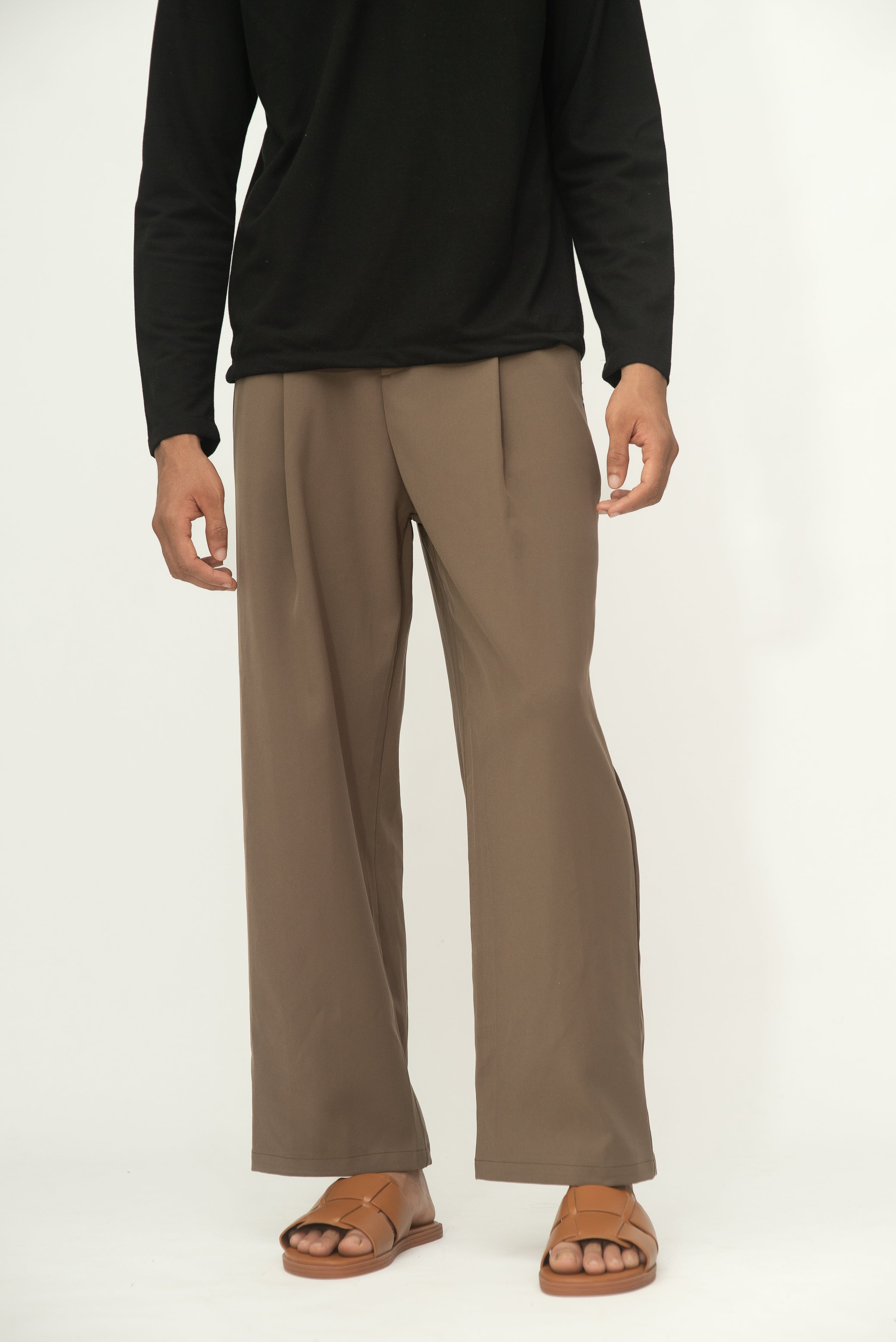 PLEATED TROUSERS