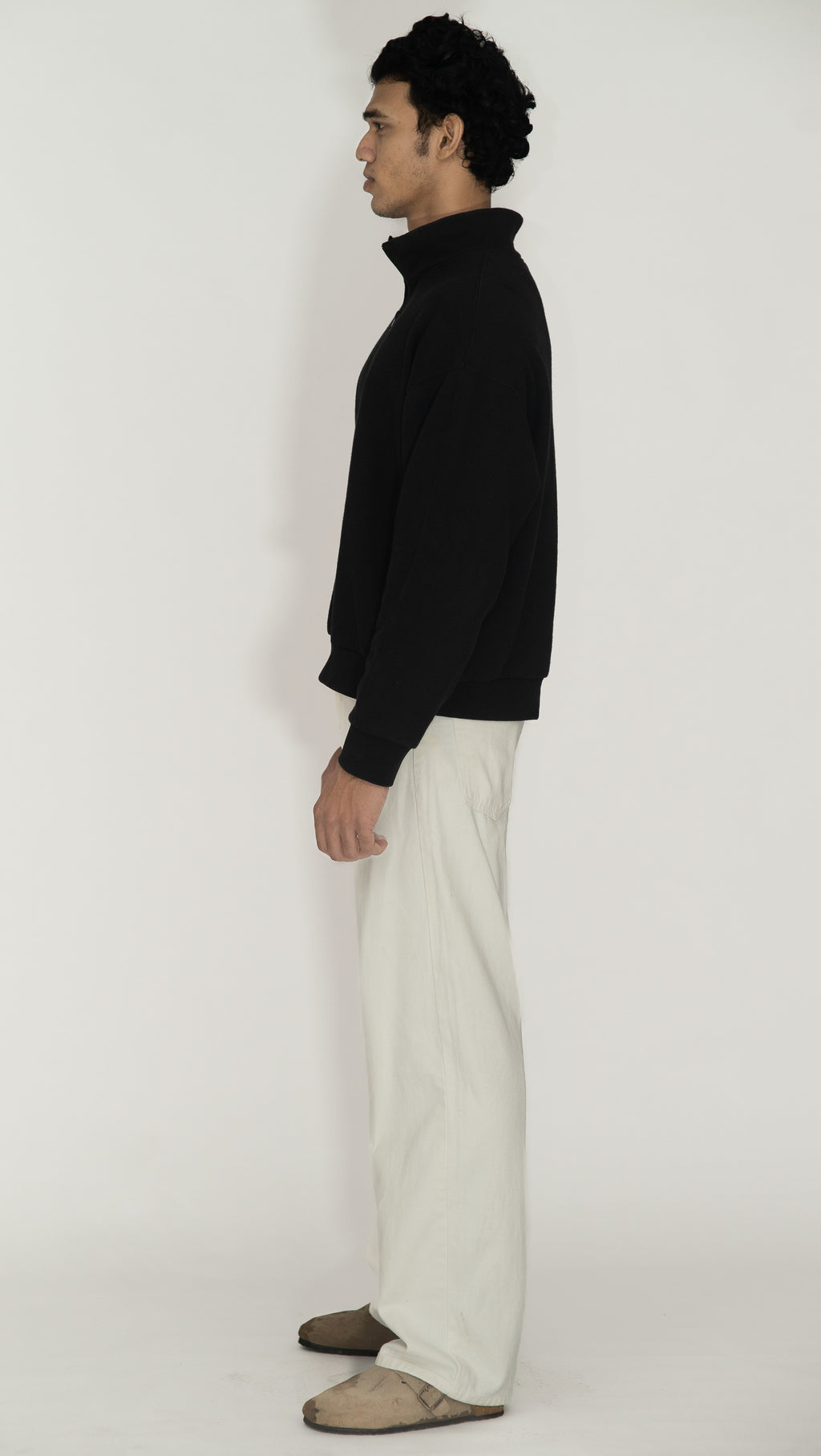 STRAIGHT FIT SOFT DENIM