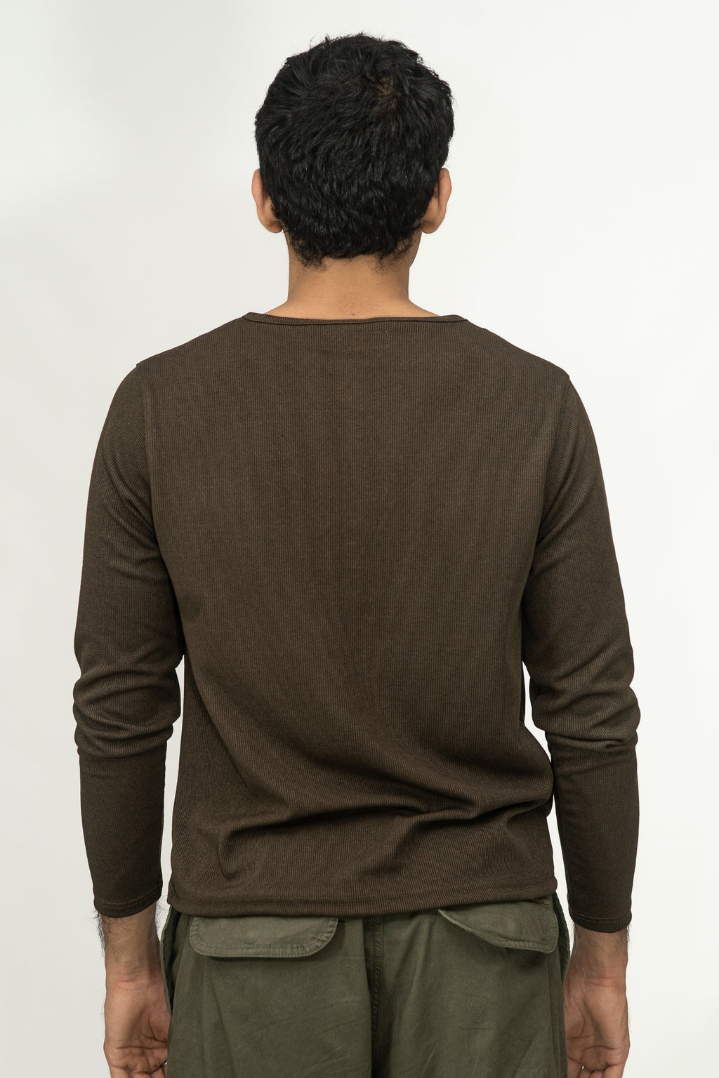 TEXTURED HENLEY T-SHIRT