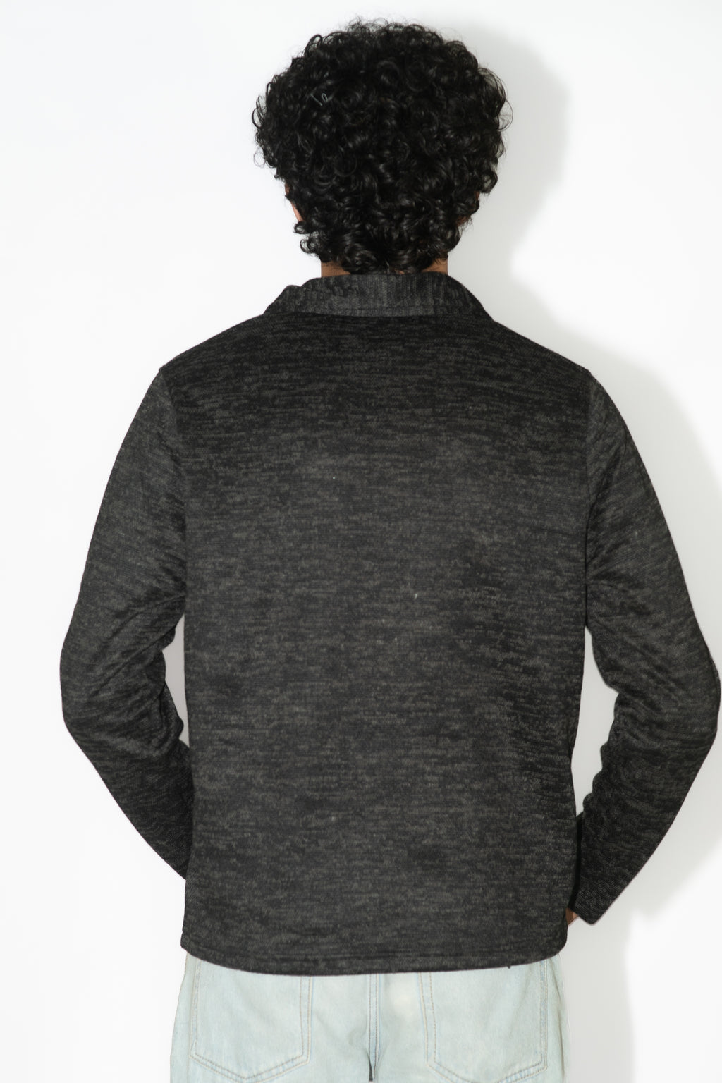 QUARTER ZIP SWEATSHIRT