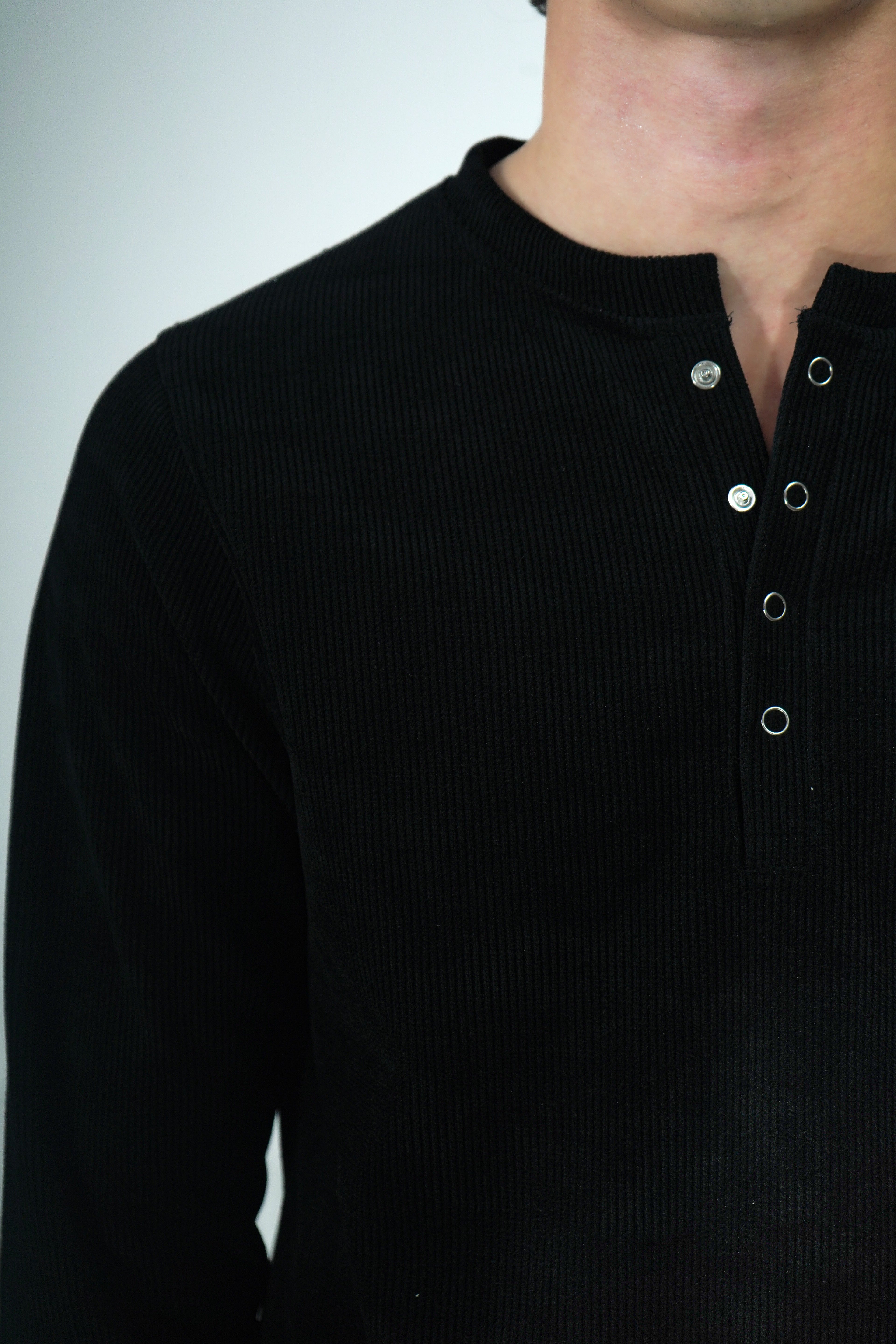 PREMIUM HENLEY - LIMITED EDITION